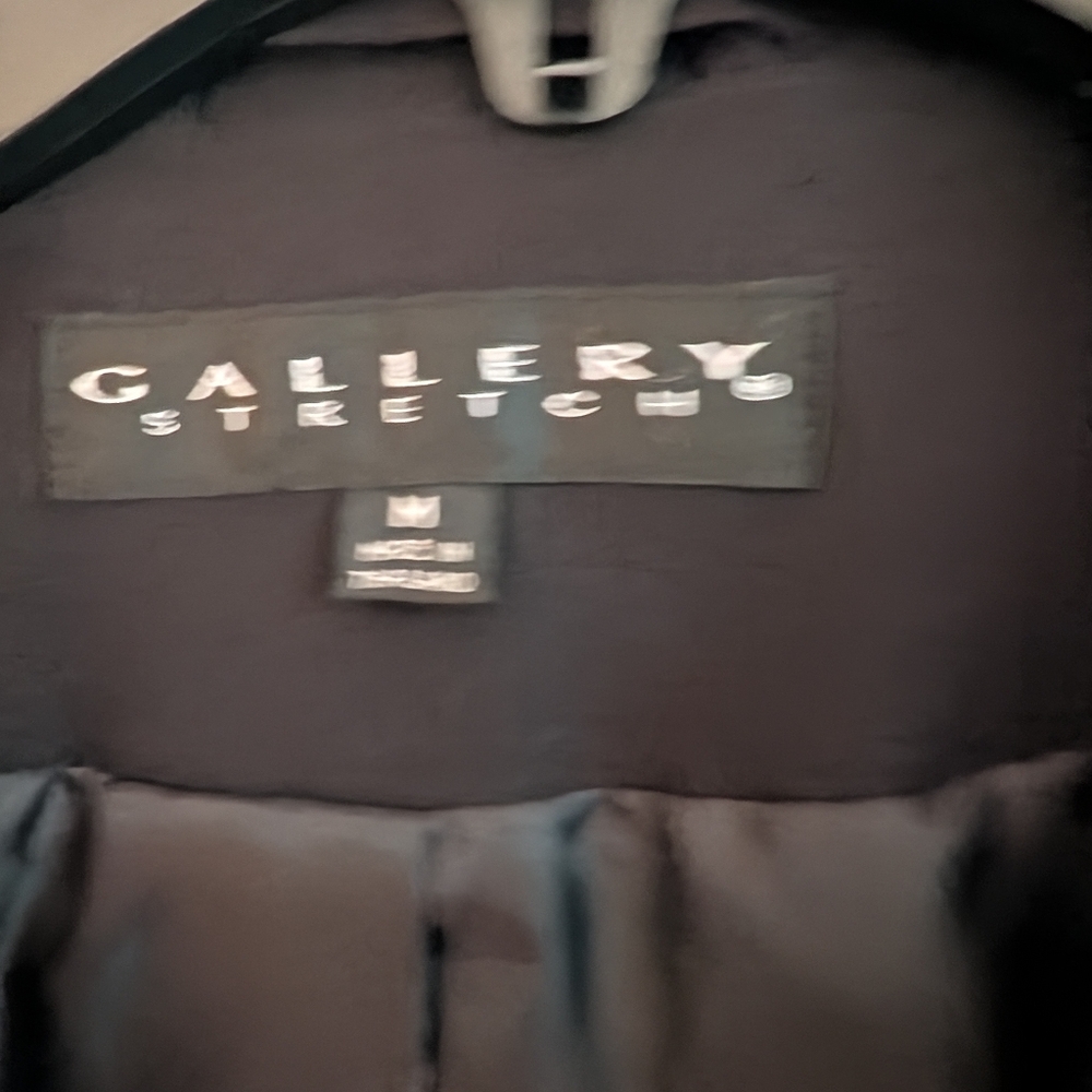 Gallery Black Women's Coat - Picture 3 of 3